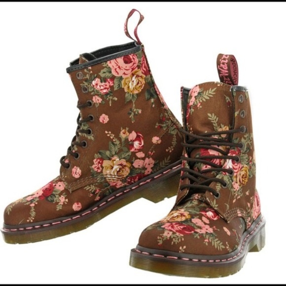 Dr. Martens Shoes - Dr. Martens Vintage Floral Combat Boots US 6 UK 4